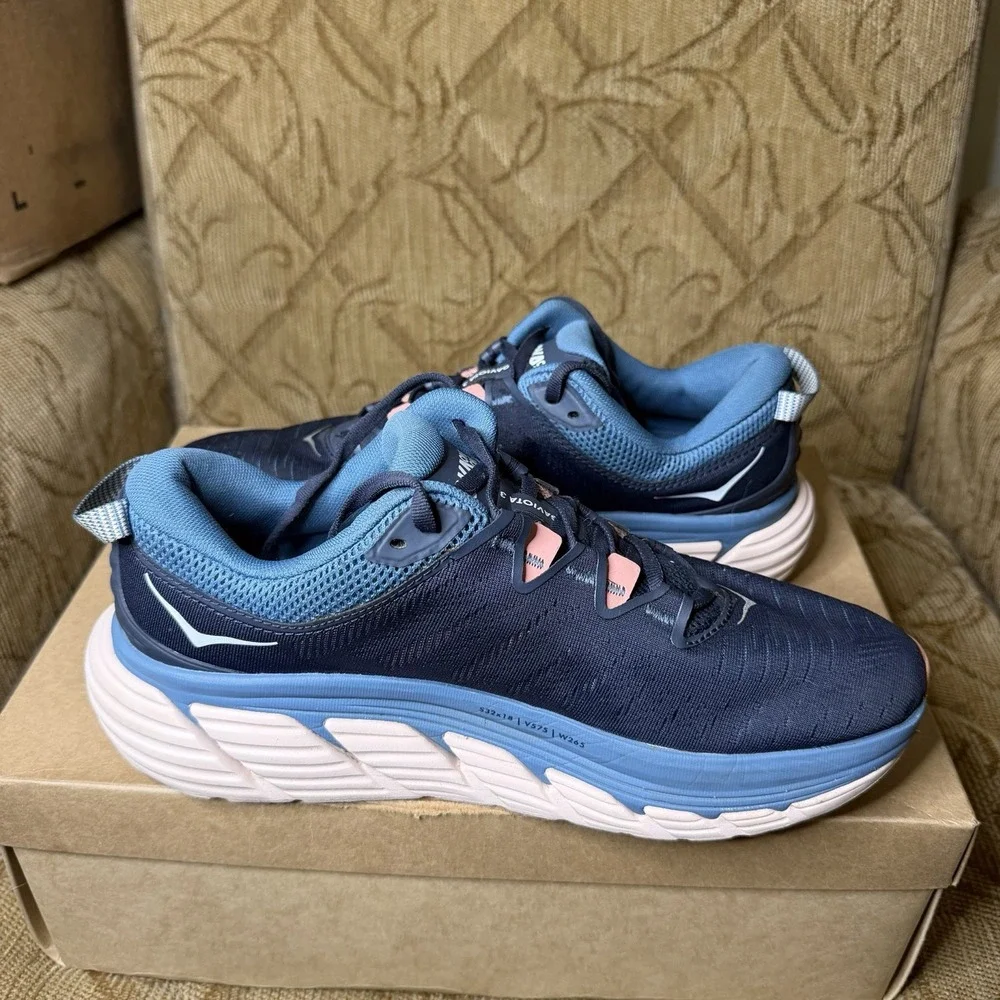 Hoka One One excellent pre